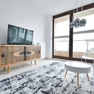 apartament-kazimierza-wielkiego-5.poznan-hotels.com/